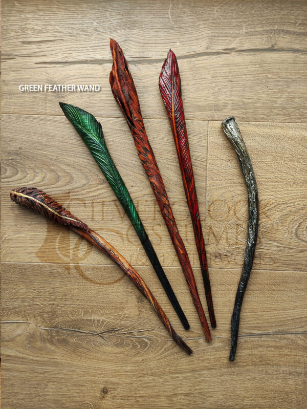 FEATHER WAND IN GREENS